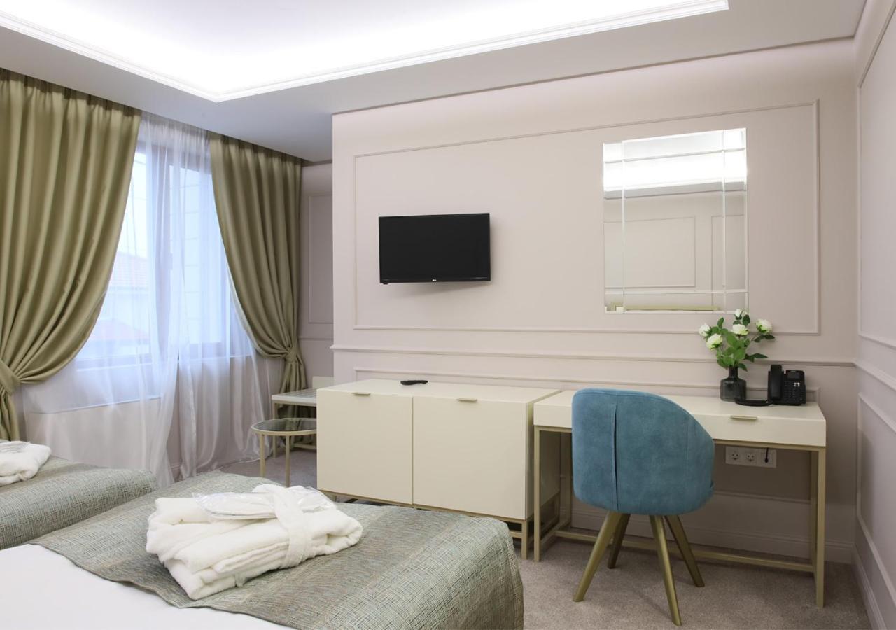 Monte Vedetta Hotel Sliven ภายนอก รูปภาพ