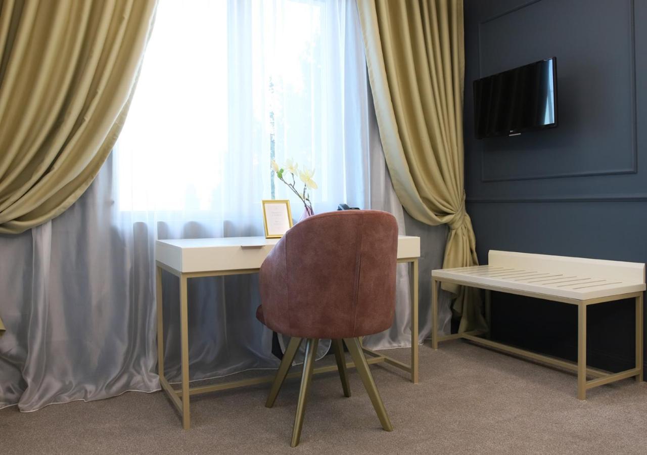 Monte Vedetta Hotel Sliven ภายนอก รูปภาพ