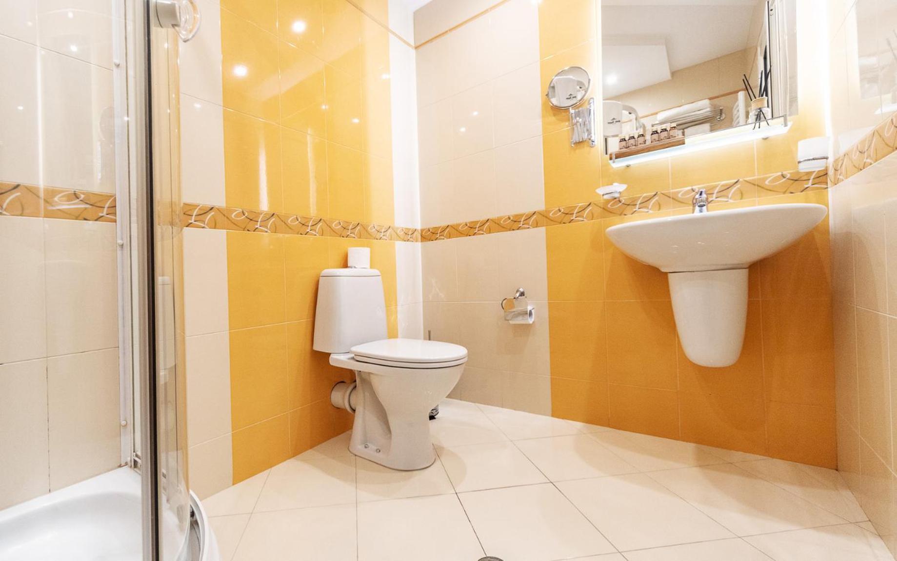 Monte Vedetta Hotel Sliven ภายนอก รูปภาพ