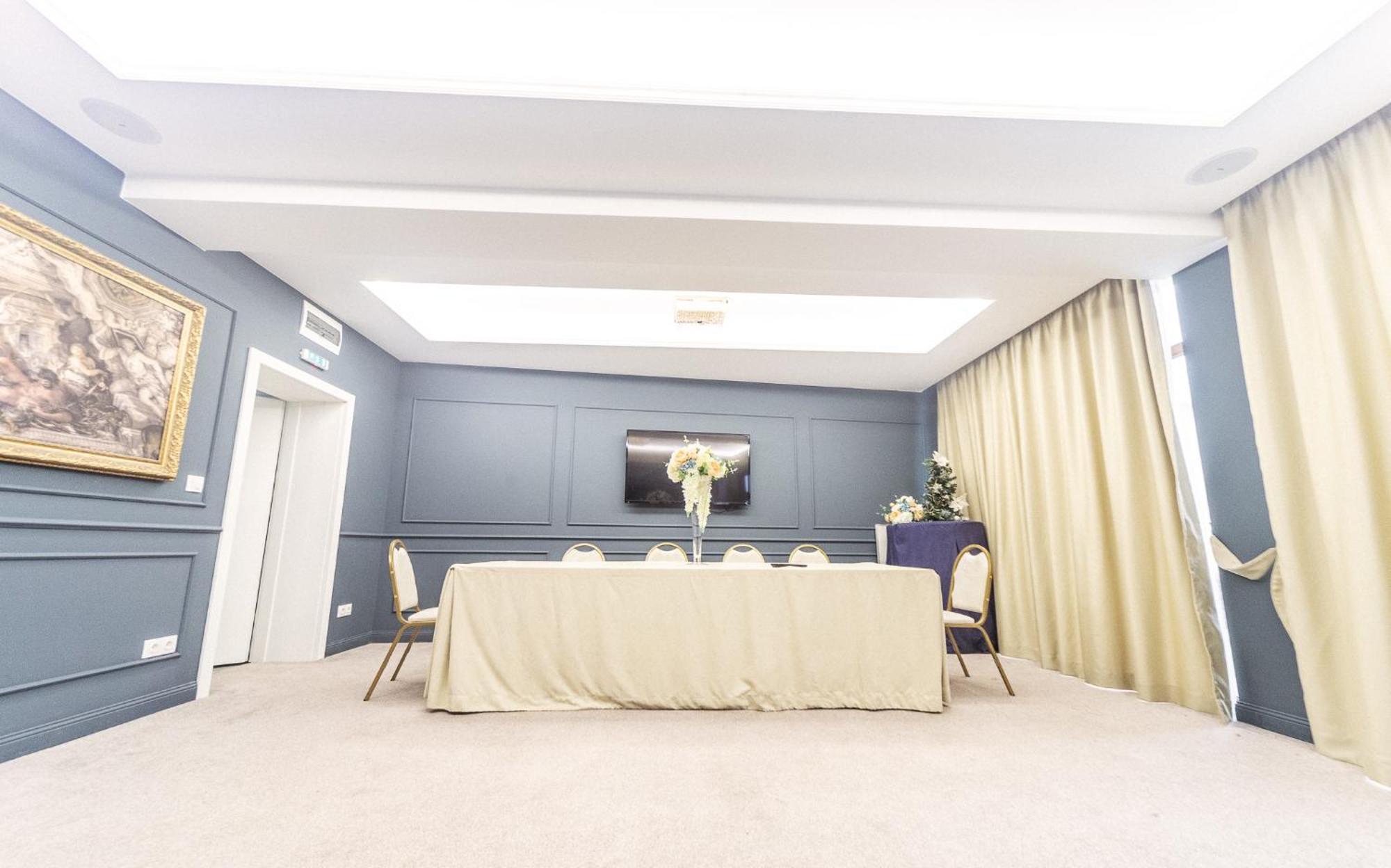 Monte Vedetta Hotel Sliven ภายนอก รูปภาพ