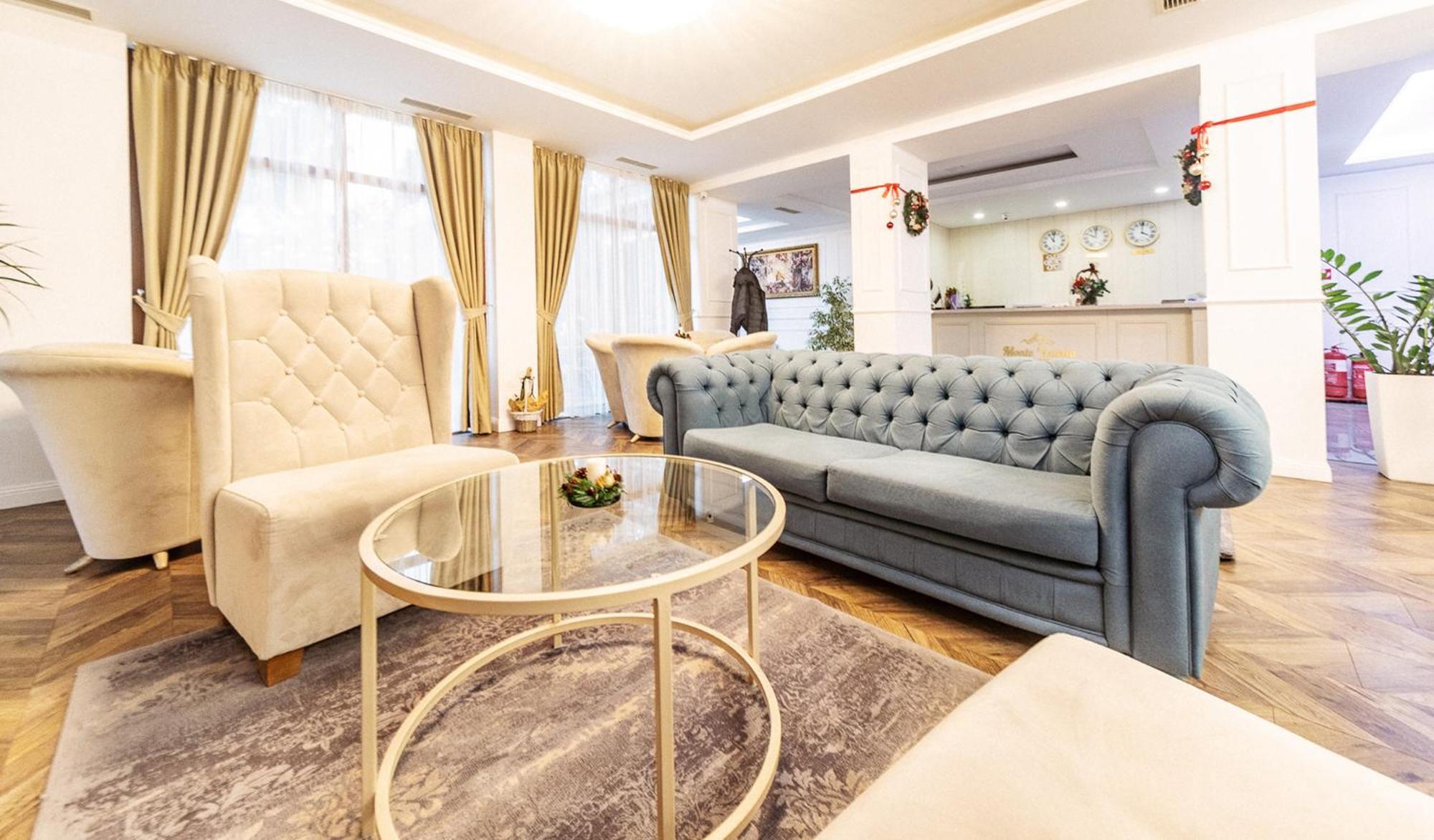 Monte Vedetta Hotel Sliven ภายนอก รูปภาพ