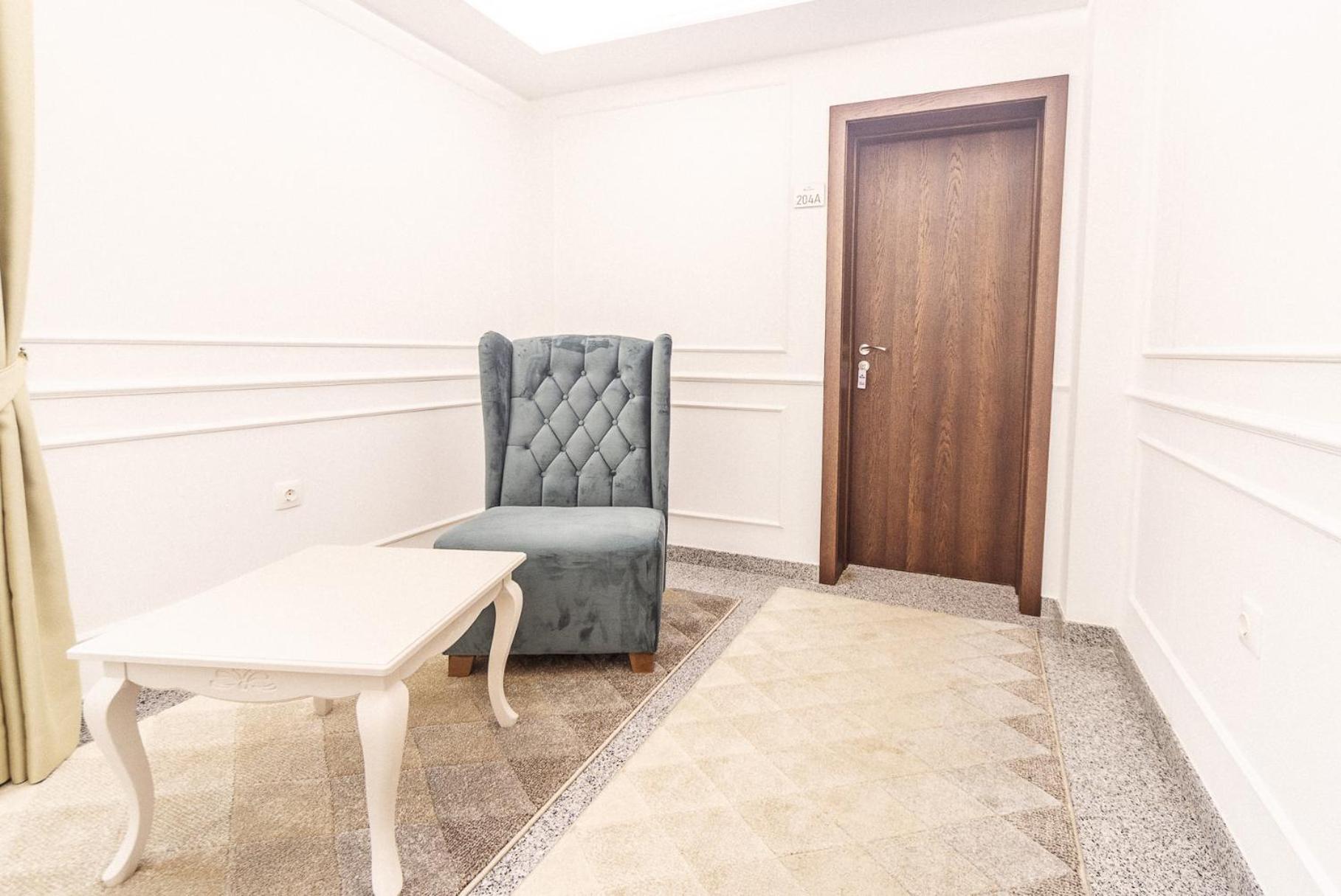 Monte Vedetta Hotel Sliven ภายนอก รูปภาพ